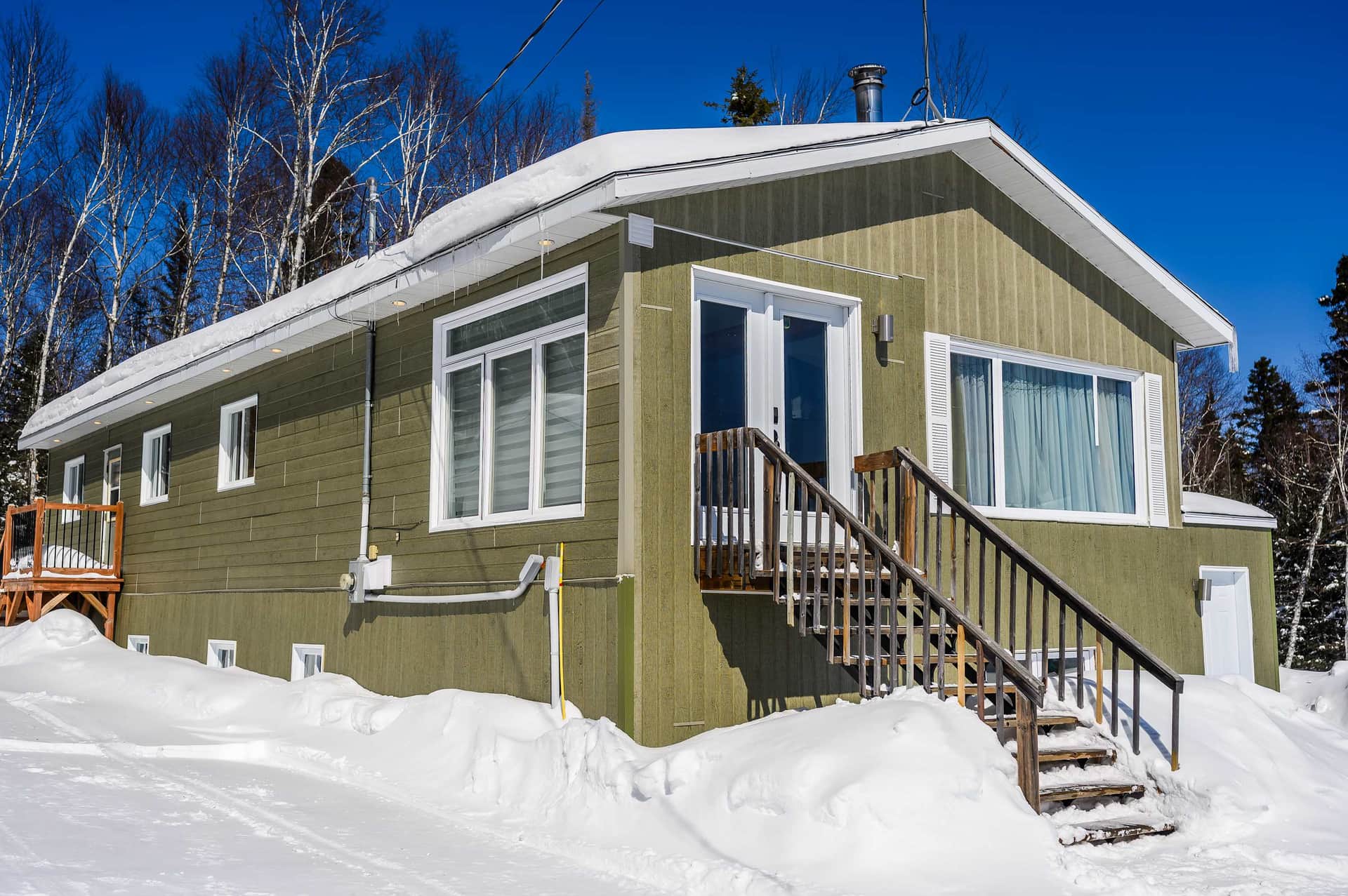 Double House - Mont-Video